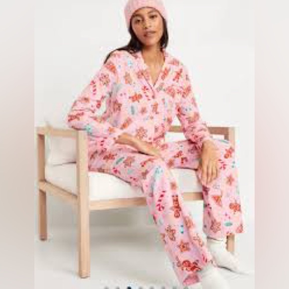 NWT OLD NAVY Flannel Pajama Set